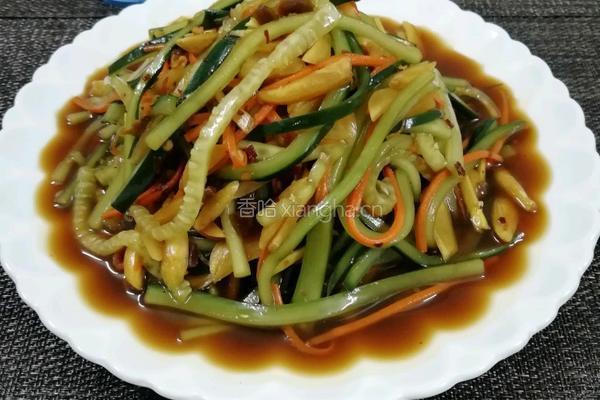 酸蒜头凉拌青瓜