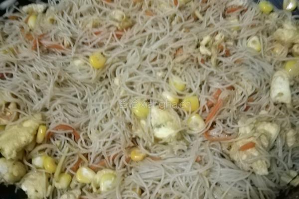 玉米鸡蛋炒米粉的做法图解5