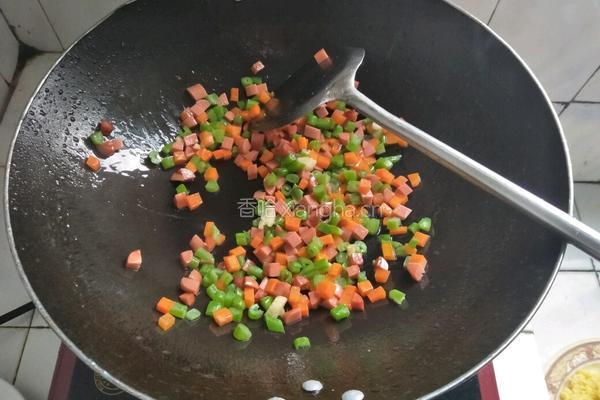 黄金杂蔬炒饭的做法图解7