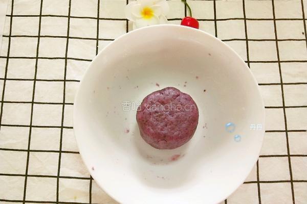 宝宝芝麻紫薯饼的做法图解4