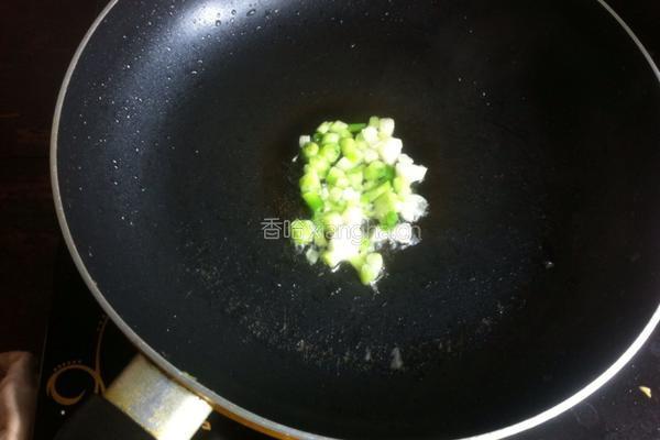 菌菇豆腐汤的做法图解4