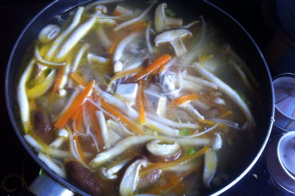 菌菇豆腐汤的做法图解8
