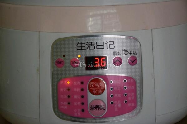 玉米胡萝卜骨头汤的做法图解6