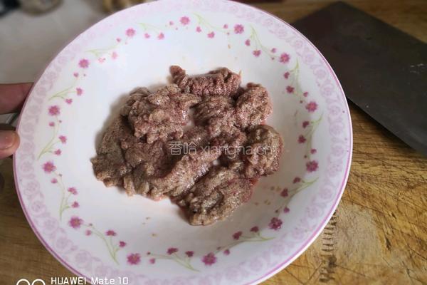 鲤鱼子焖豆腐的做法图解1