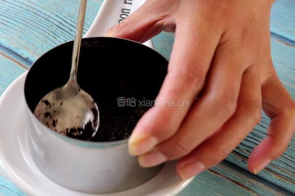 芒果百香果慕斯的做法图解4