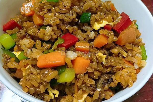 酱油炒饭的做法图解9
