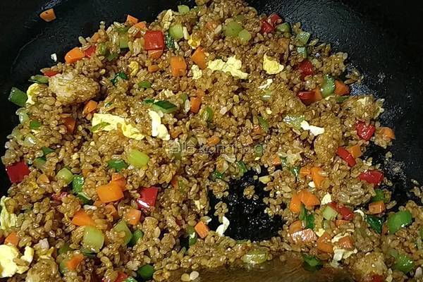 酱油炒饭的做法图解8