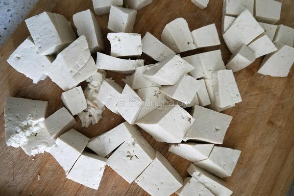 麻辣豆腐的做法图解1