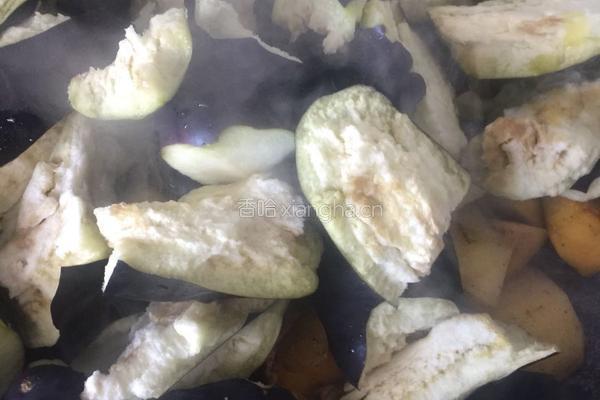 茄子炖土豆的做法图解9