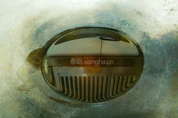 辣子兔丁的做法图解10