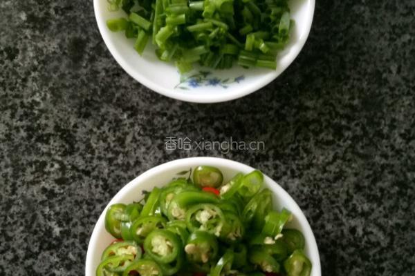 孔雀开屏鱼的做法图解7