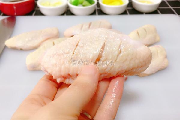 黑椒香酥鸡翅的做法图解3