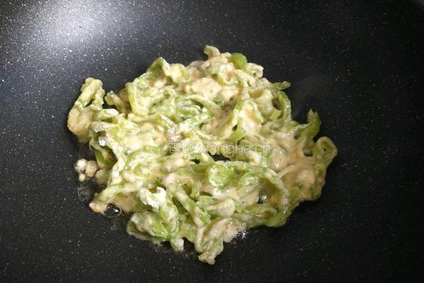 鸡蛋面煎青椒的做法图解6