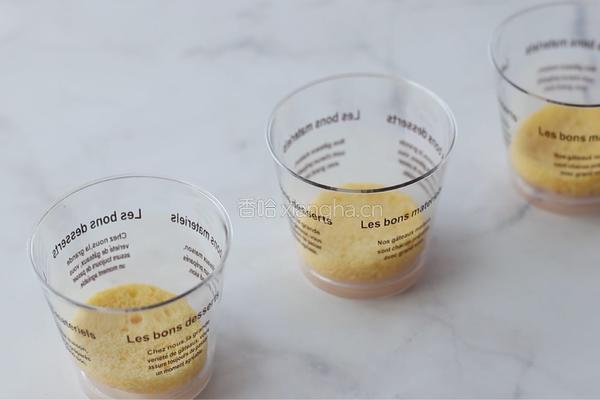 焦糖香蕉慕斯的做法图解16