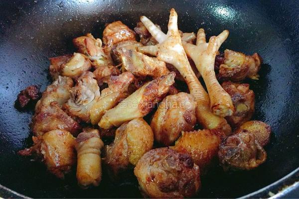 土豆炖鸡块的做法图解10