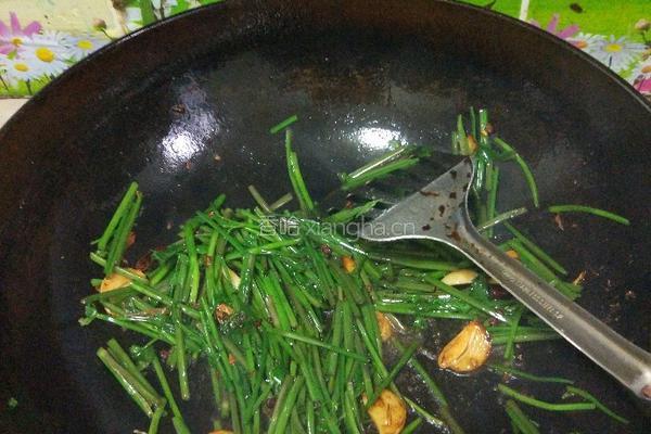 素炒水芹菜的做法图解5