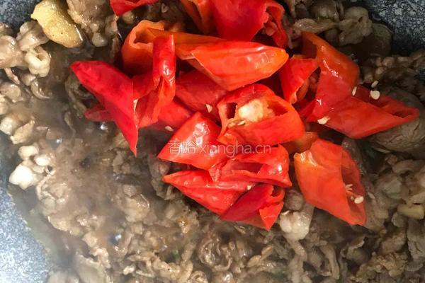豌豆炒牛肉的做法图解6