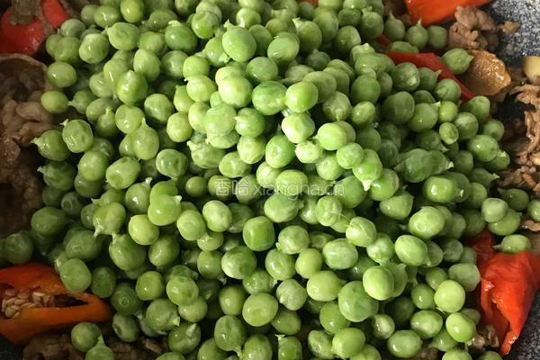 豌豆炒牛肉的做法图解7