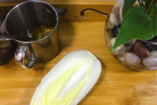 娃娃香肠菜的做法图解1