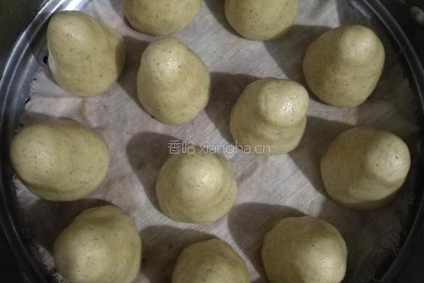 杂粮奶香小窝头儿的做法图解3