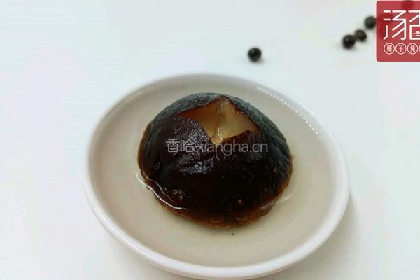 黑豆黑木耳炖乌鸡汤 补充天然雌激素的做法图解4