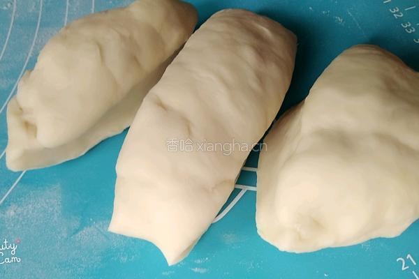 花型豆沙面包的做法图解4