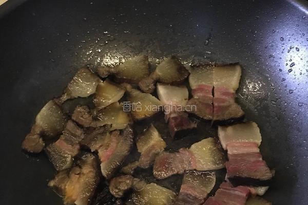 腊肉炒油麦菜的做法图解2