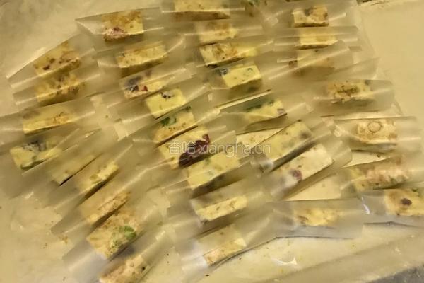 混合坚果牛轧糖的做法图解7