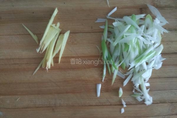 清蒸鲤鱼的做法图解4