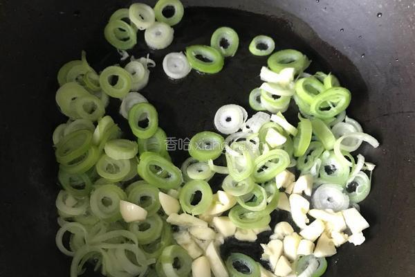 干萝卜炒腊肠的做法图解7