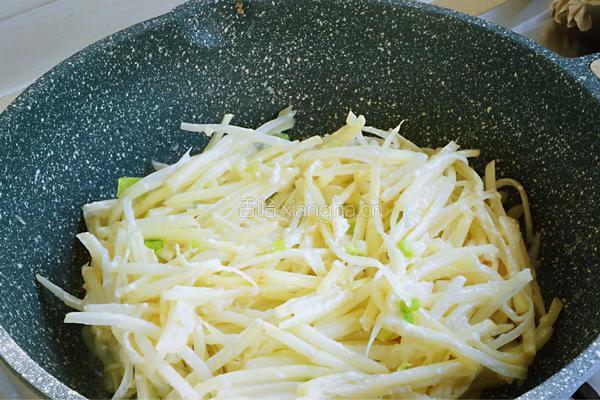 葱香土豆丝饼的做法图解5