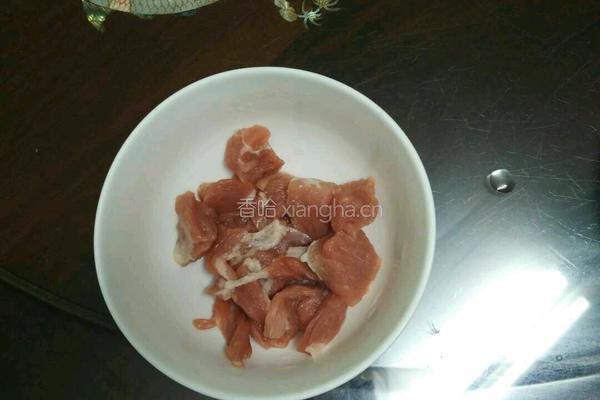 鸡蛋瘦肉蒸小米的做法图解2