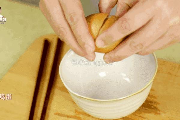 金枪鱼紫菜卷饭的做法图解2