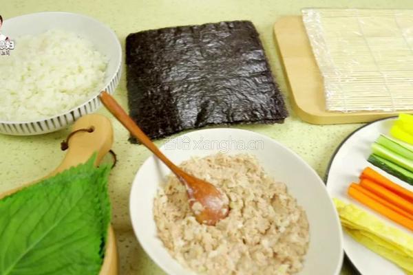 金枪鱼紫菜卷饭的做法图解10