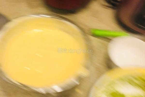 抹茶拉花戚风蛋糕的做法图解11