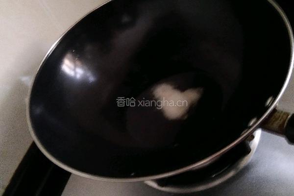 炒蚕豆的做法图解2