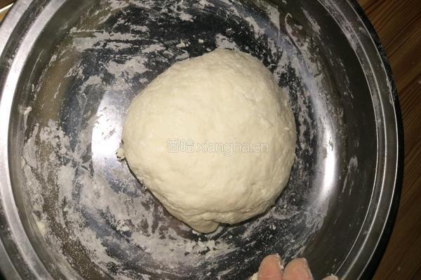 玉米胡萝卜猪肉饺子的做法图解4