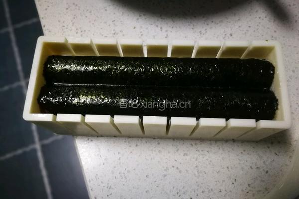 香肠豌豆海苔饭卷的做法图解14
