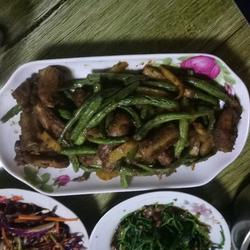干煸排骨豆角土豆条的做法[图]