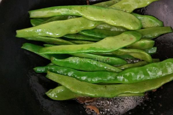 排骨炖豆角土豆的做法图解7