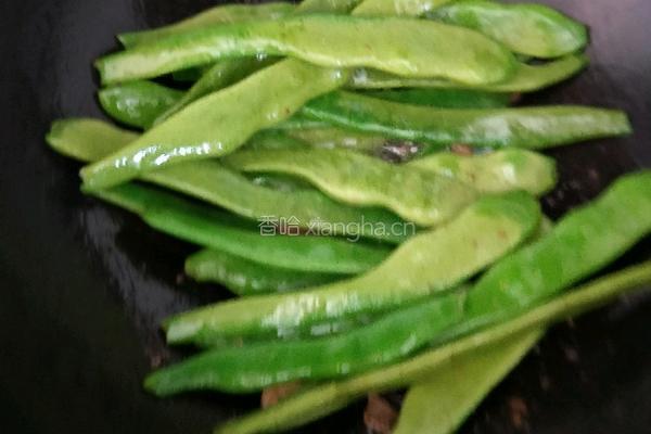 排骨炖豆角土豆的做法图解6
