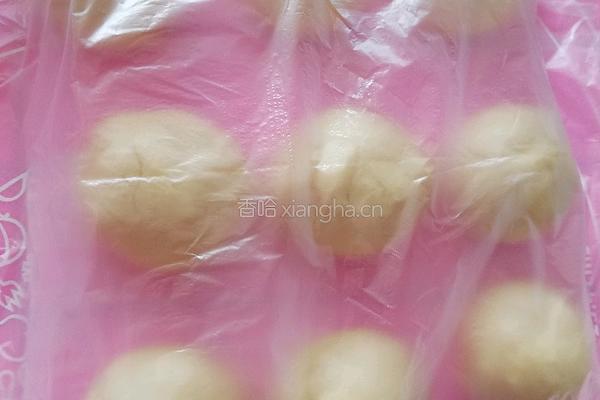 蛋黄酥的做法图解10