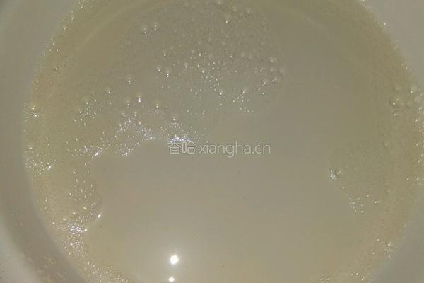 芒果三色豆烧仙草奶茶的做法图解2
