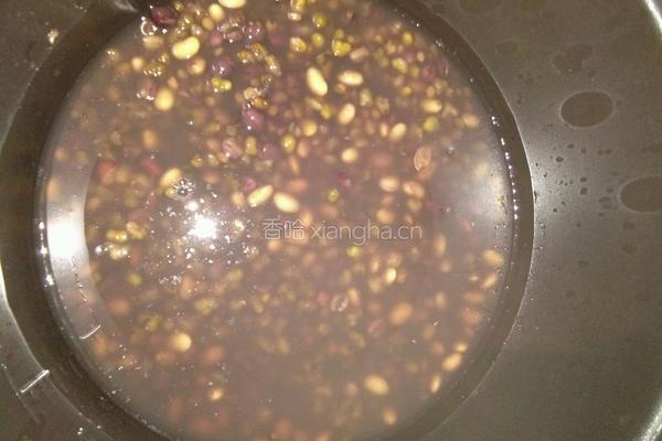 芒果三色豆烧仙草奶茶的做法图解5
