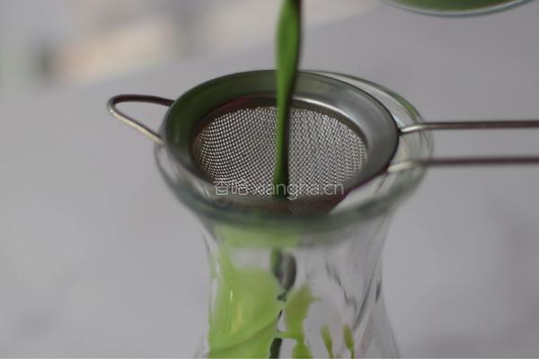 抹茶牛奶的做法图解10