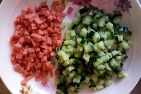 咖喱炒饭的做法图解1