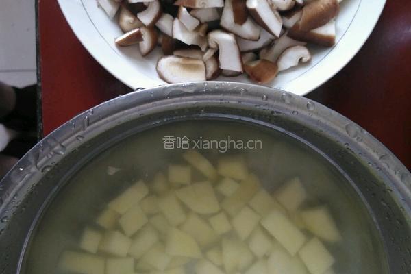 麻辣鸡丁米线的做法图解3