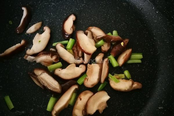 蒜苔炒鸡蛋的做法图解9