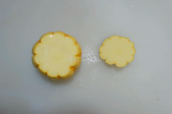 南瓜蒸蛋的做法图解1