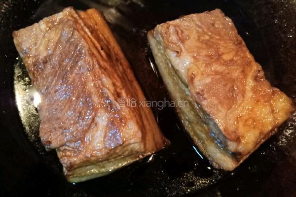 梅干菜扣肉的做法图解3